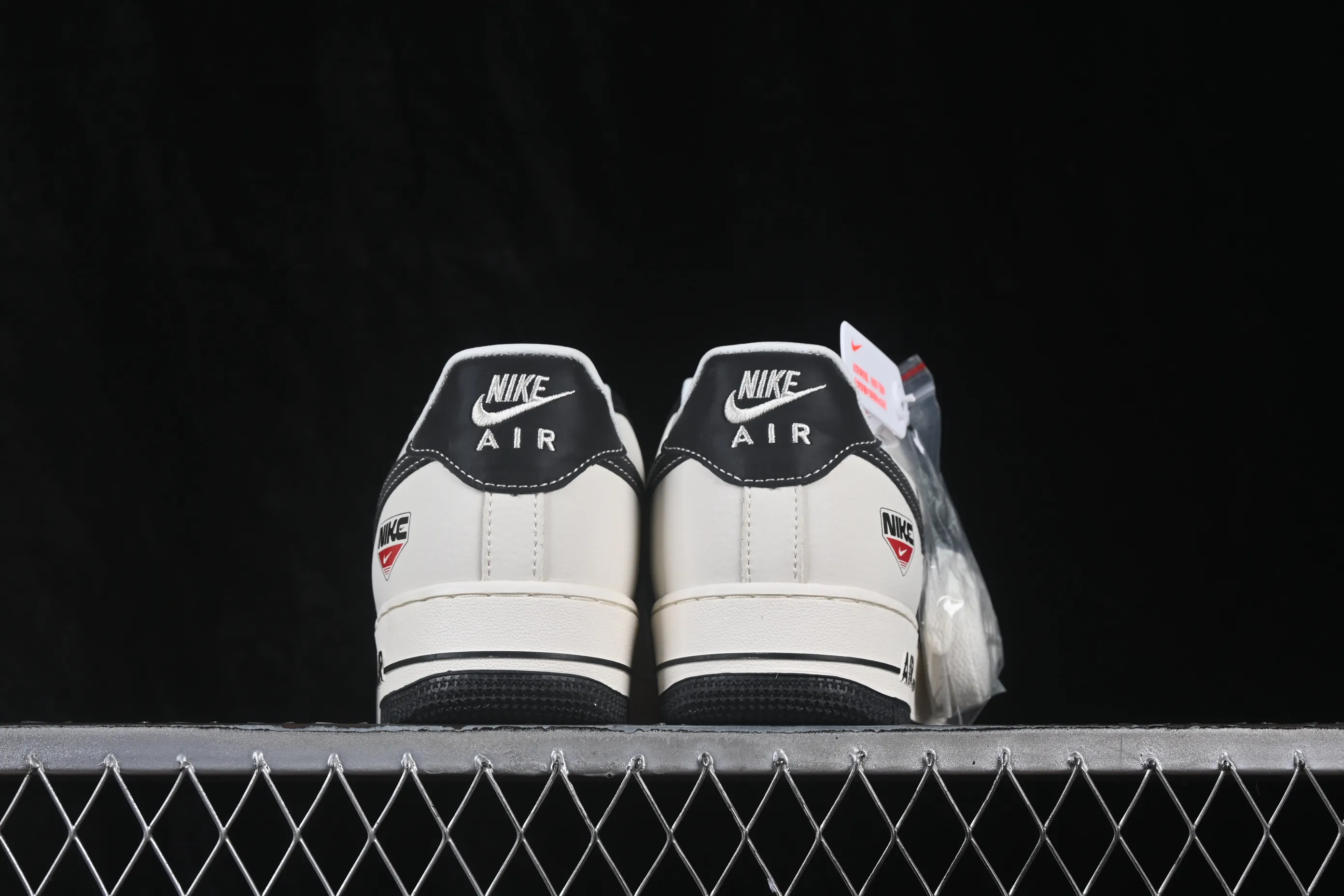 All categories Nk Air Force 1 Air Force series Nk Air Force 1 Low Air Force low-top Nike Air Force 1'07 Low Air Force 1 low-top casual sneakers DD1982-375